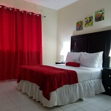 Mh Boutique Hotel San Pedro Sula Eksteriør billede