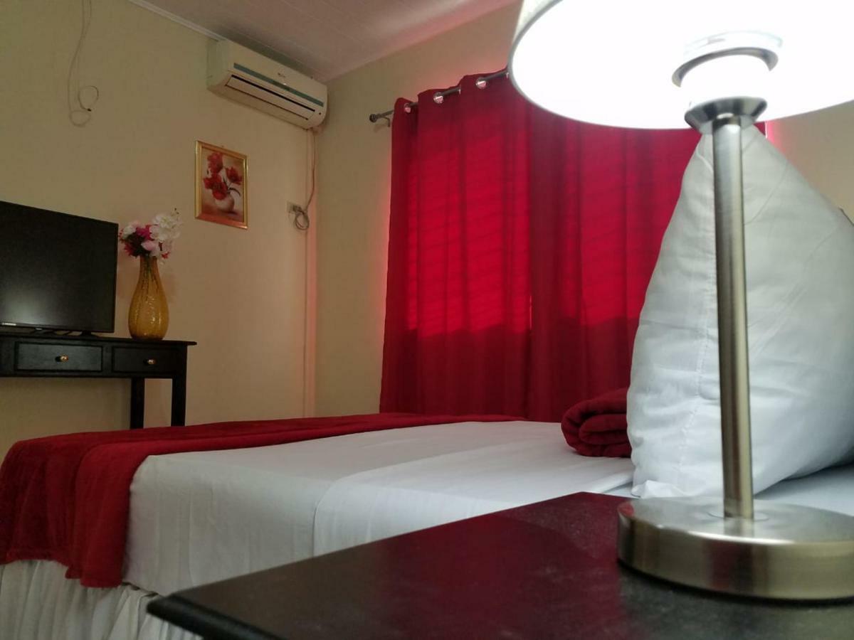 Mh Boutique Hotel San Pedro Sula Eksteriør billede